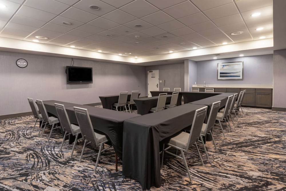 Hampton Inn Waco 35/42