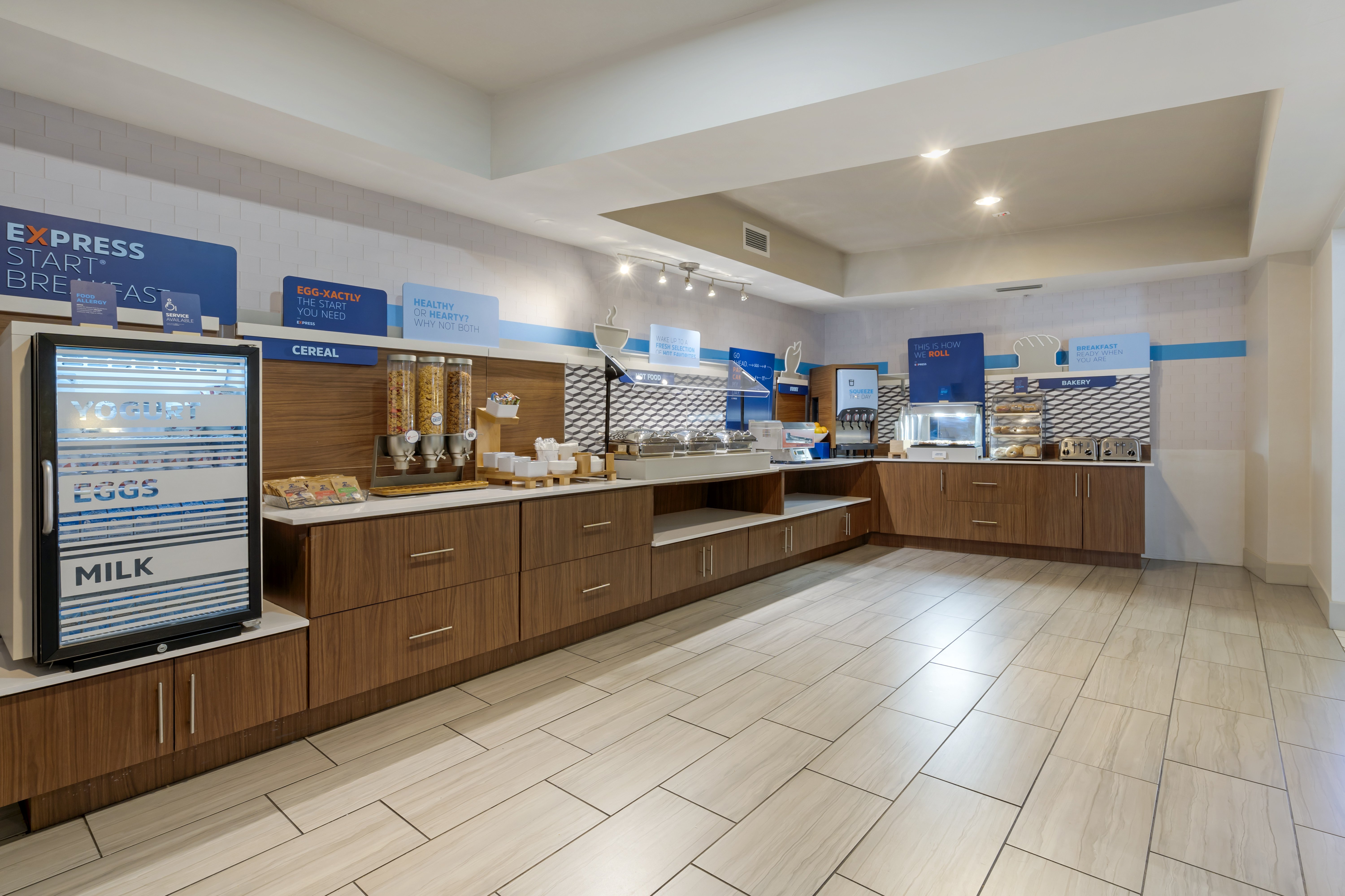 Holiday Inn Express Hotel Suites the Villages 11/73