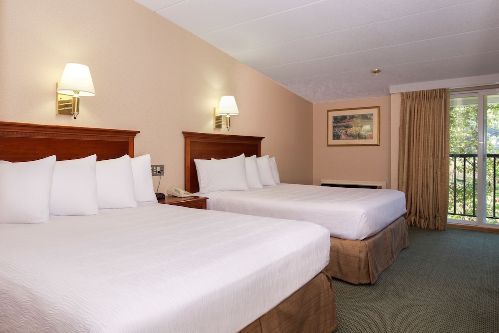 White River Inn and Suites 14/63