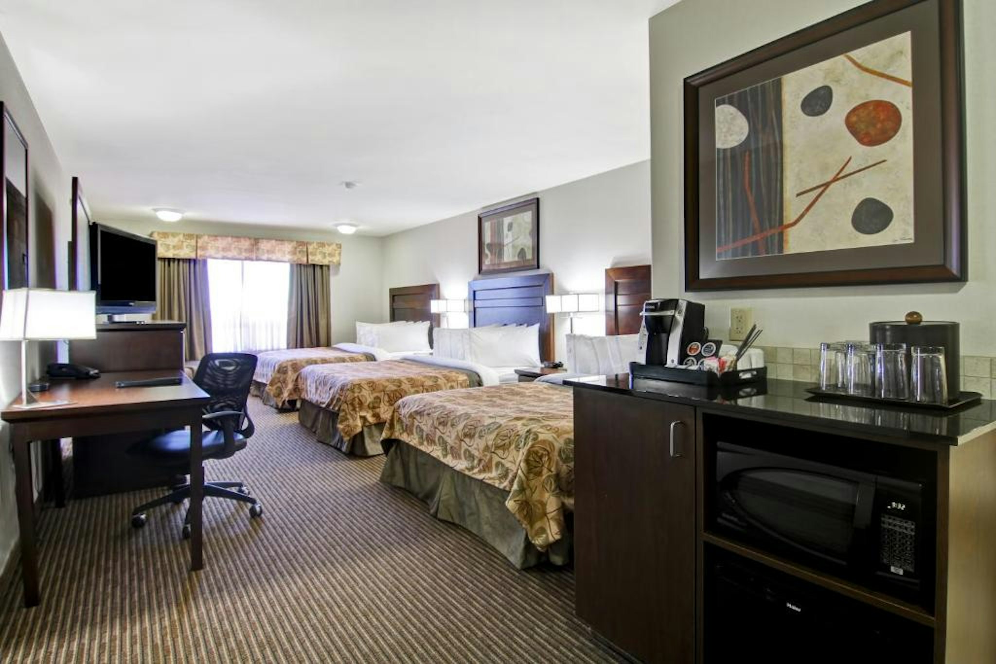 Weyburn Canalta Hotel 15/41