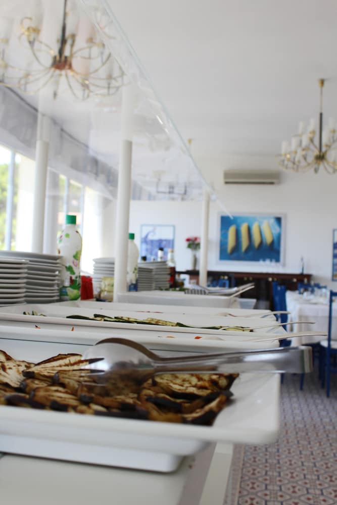 Hotel City Beach Resort 43/53