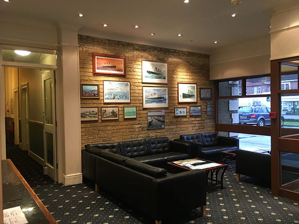 The Elizabeth House Hotel 42/58