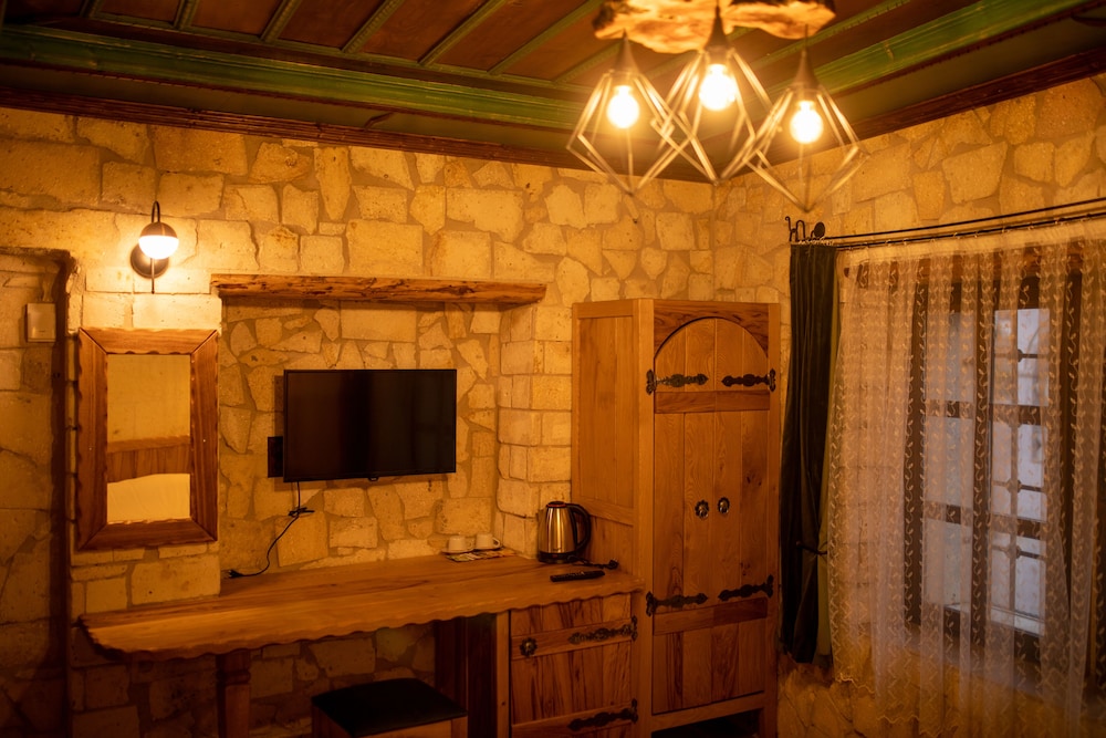 Pome Granate Cave Hotel 16/20