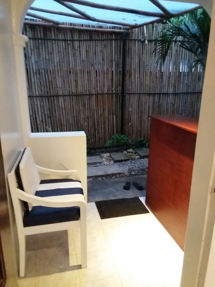 My Hostel Boracay 32/42