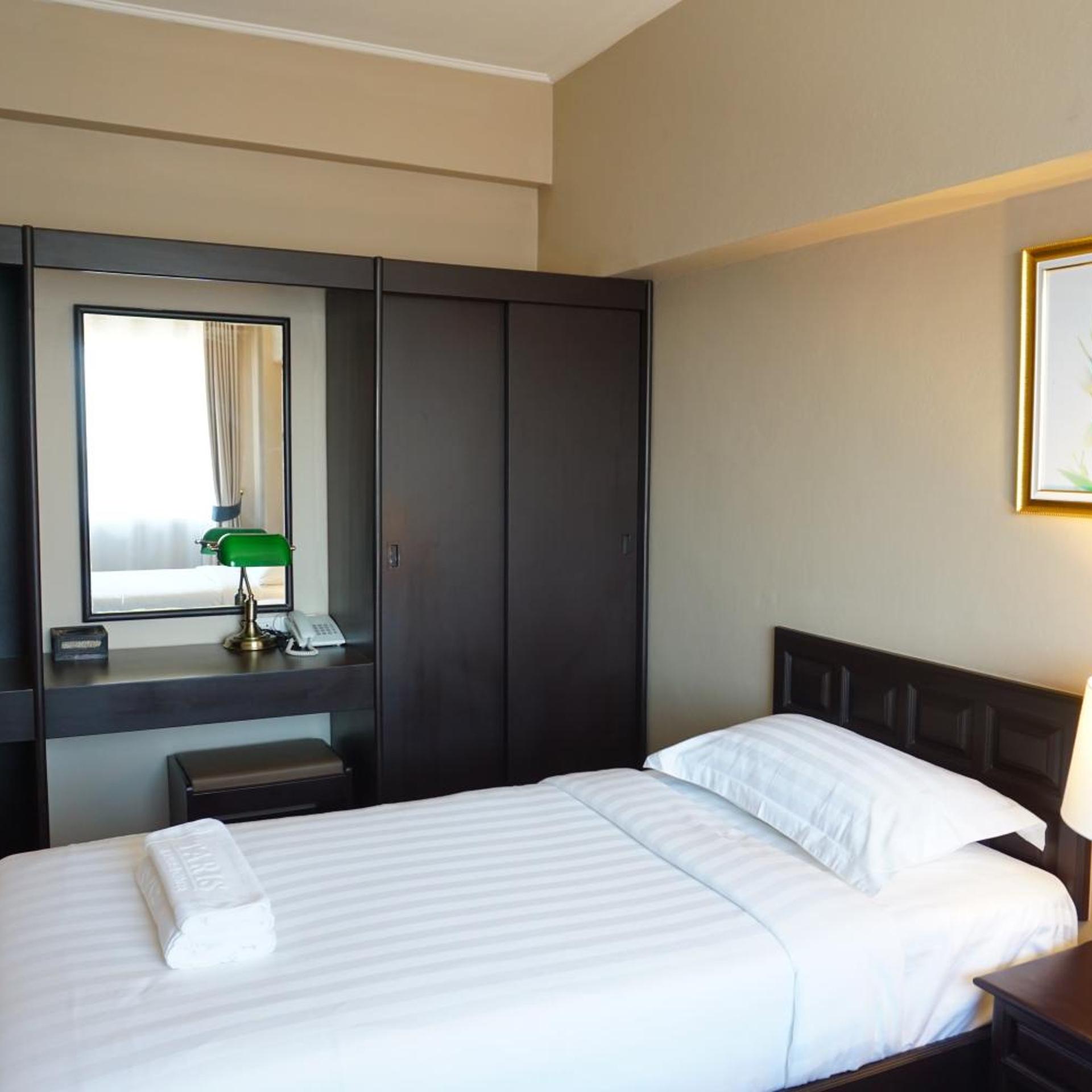 Taris Art Hotel Phrae 17/96