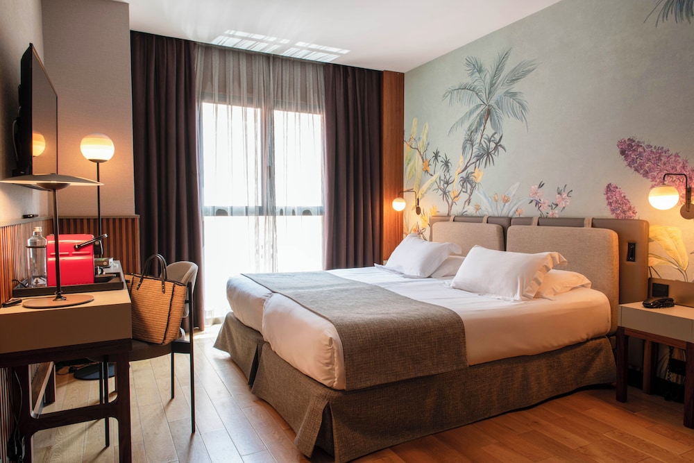 PREMIUM, TWIN BEDS