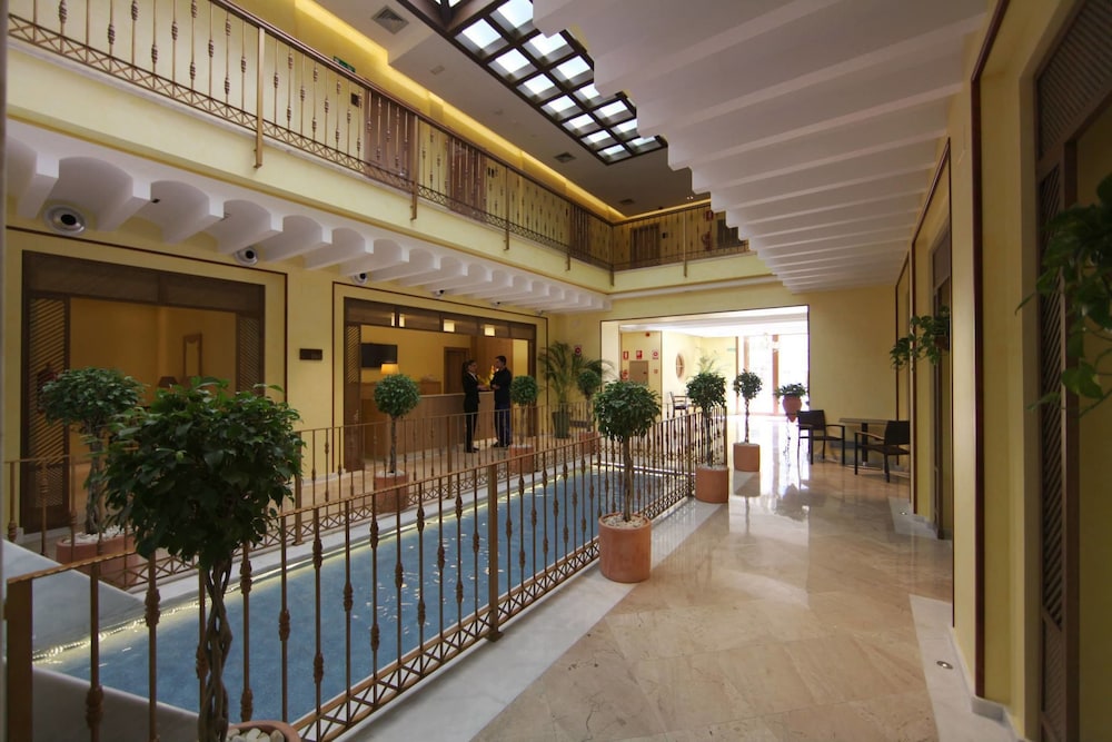 HOTEL CASA CONSISTORIAL photo4
