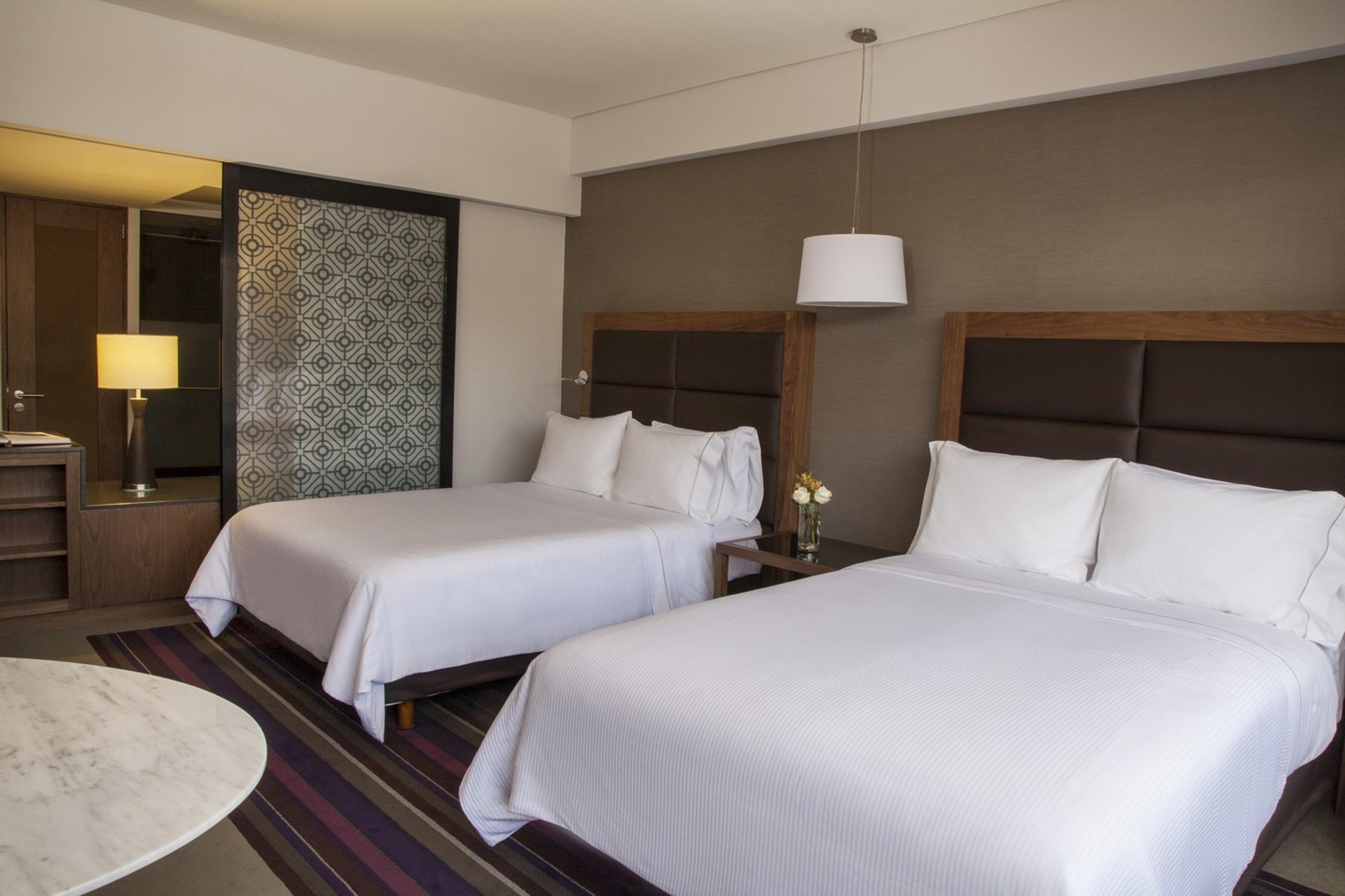 Deluxe, Double Bed