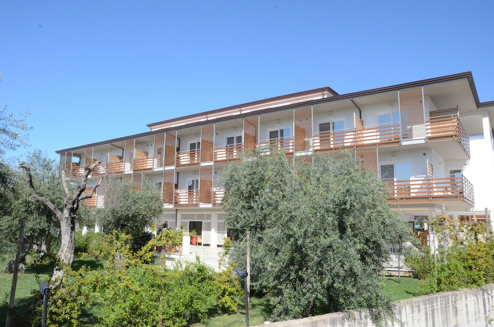 Elaia Garden Hotel 1/48