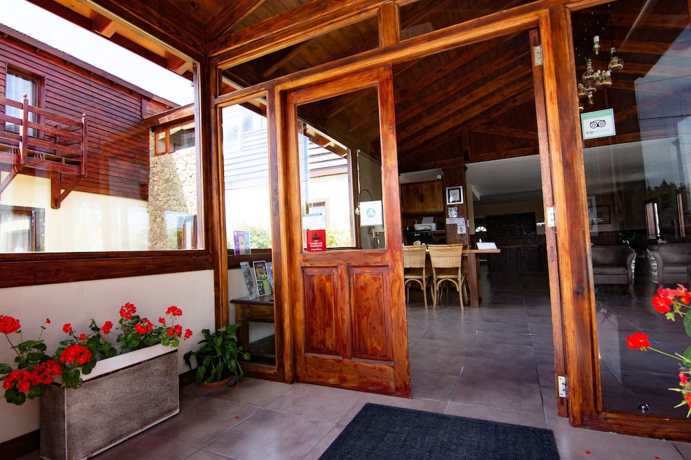 Hosteria Puerto San Julian 64/75