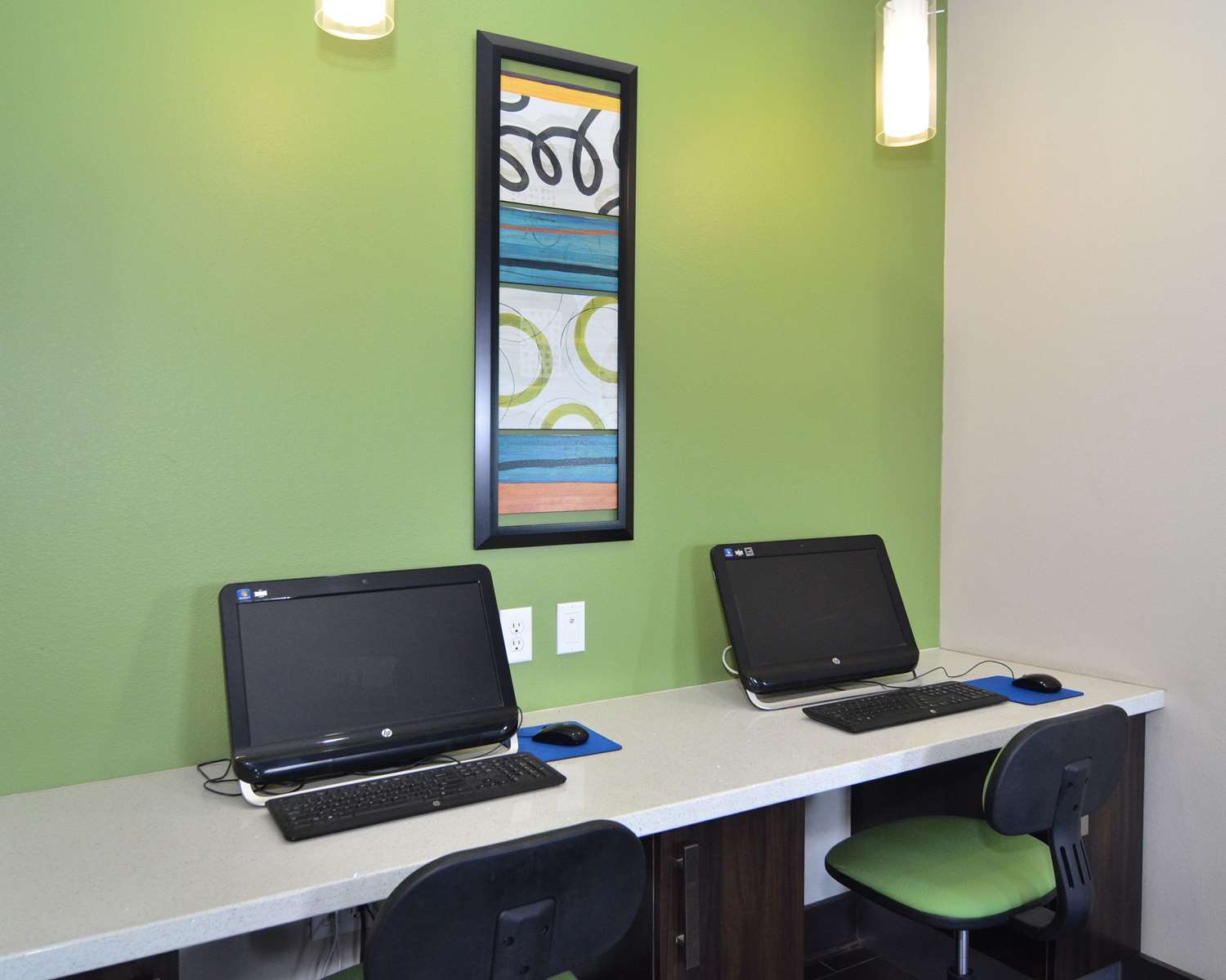 Quality Inn & Suites Kenedy - Karnes City 29/32