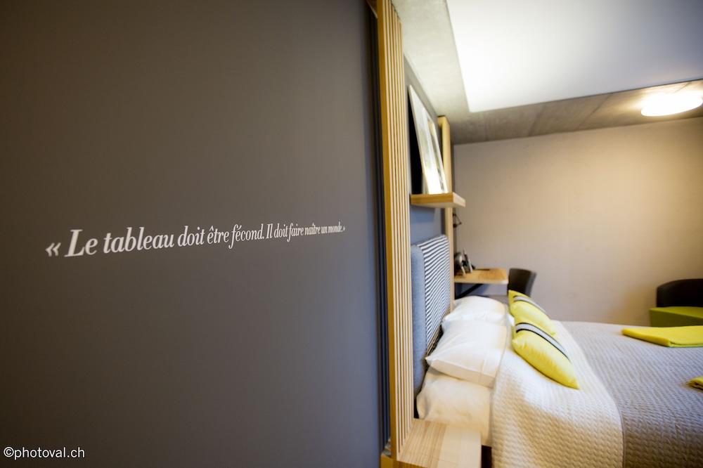 Standard, Double Bed, Mountain View