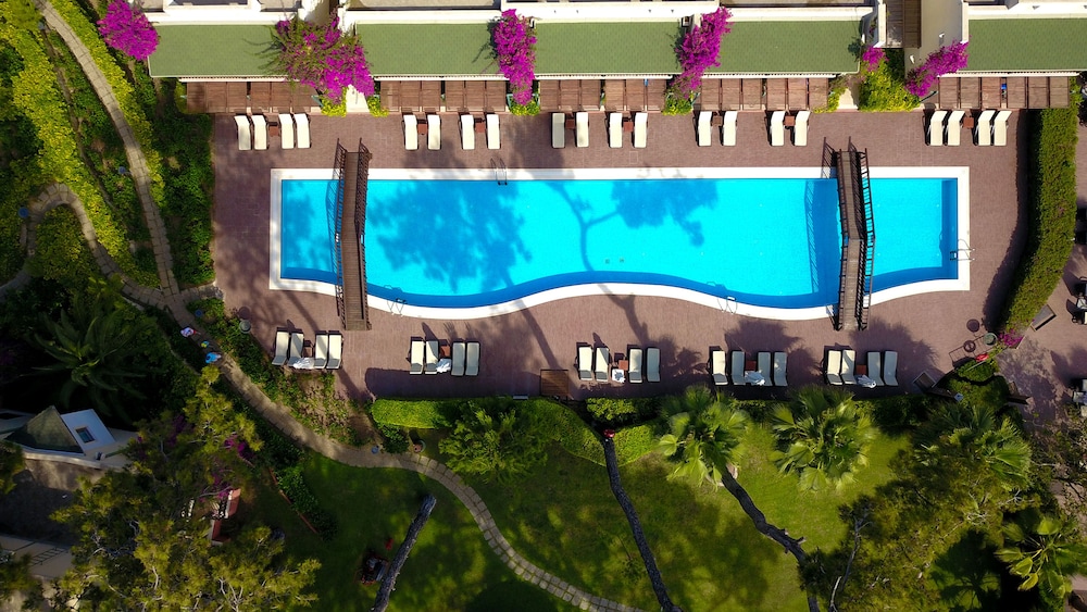 Turquoise Hotel 48/50