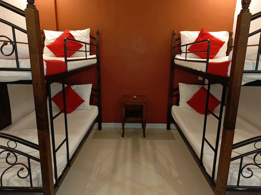 Royale Parc Hotel Puerto Princesa Palawan 30/34