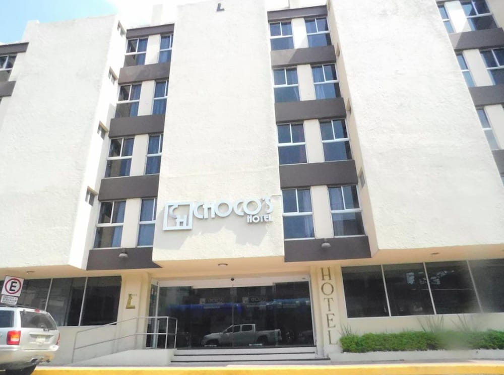 Choco's Hotel 2/31