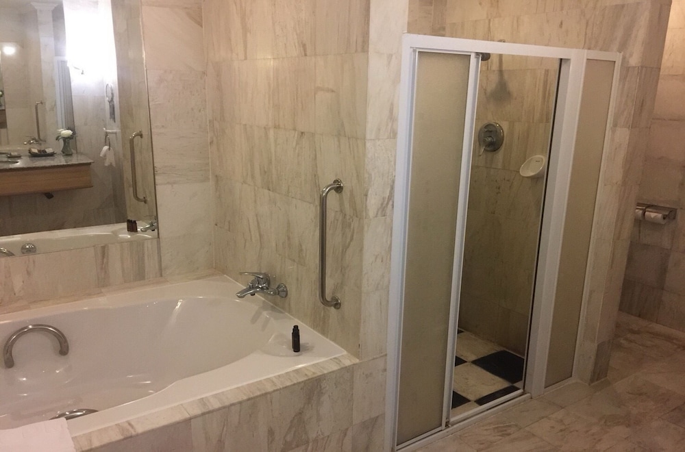 FORTUNE HOTEL KORAT 45/46