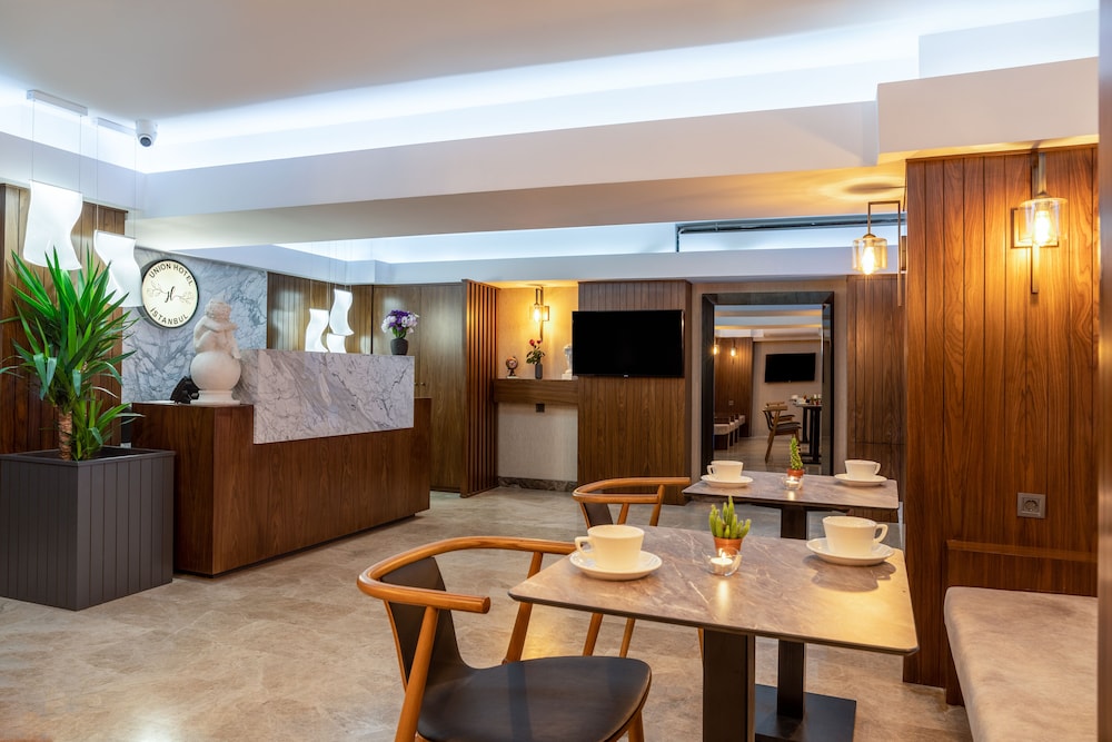 Union Hotel Port 34/47