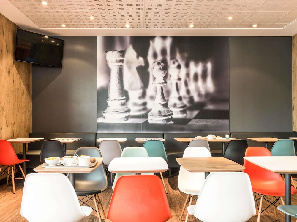 Ibis Bordeaux Centre Bastide 67/72