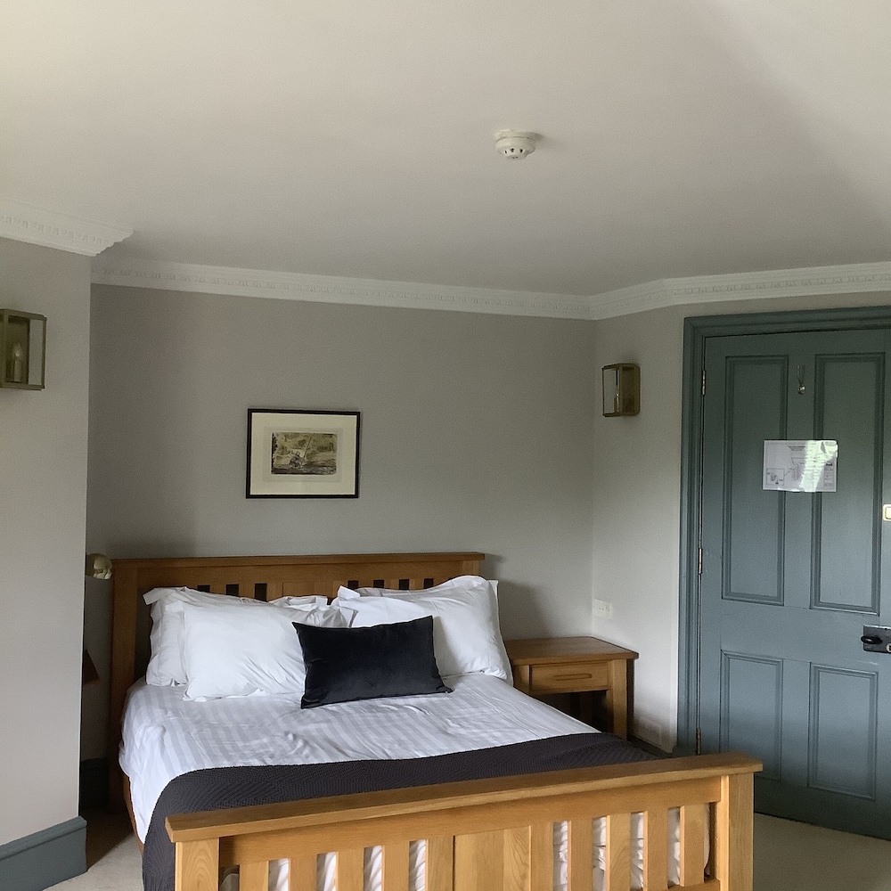 The Wharf House 12/43