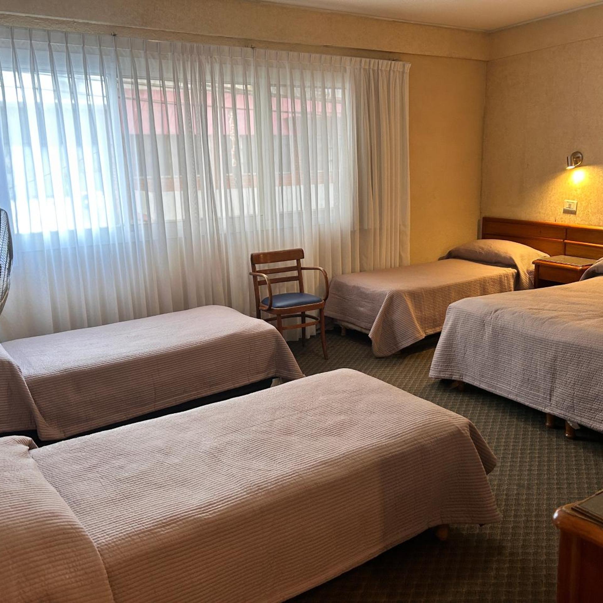 LUEY HOTEL 19/38