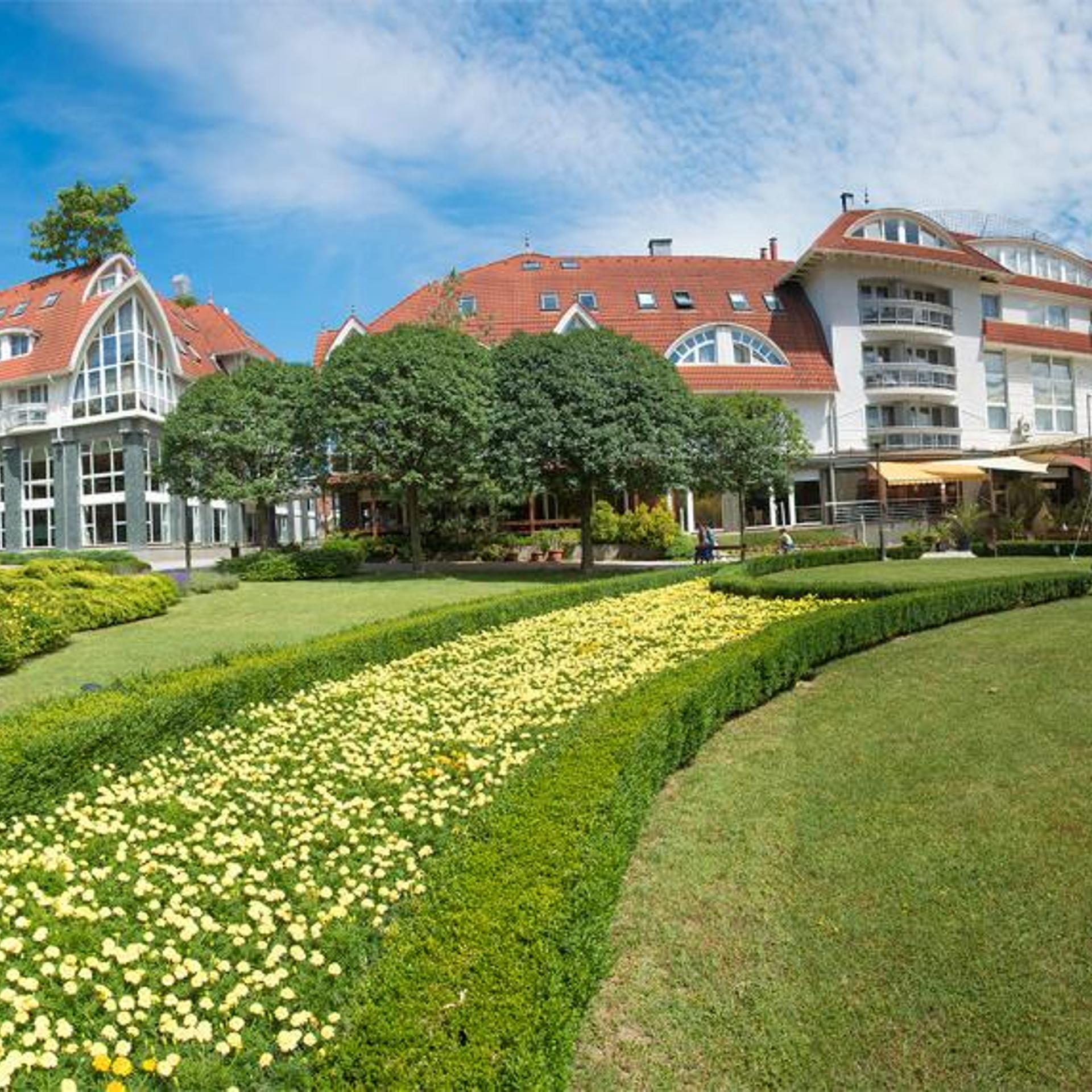 MENDAN MAGIC SPA & WELLNESS HOTEL 51/56