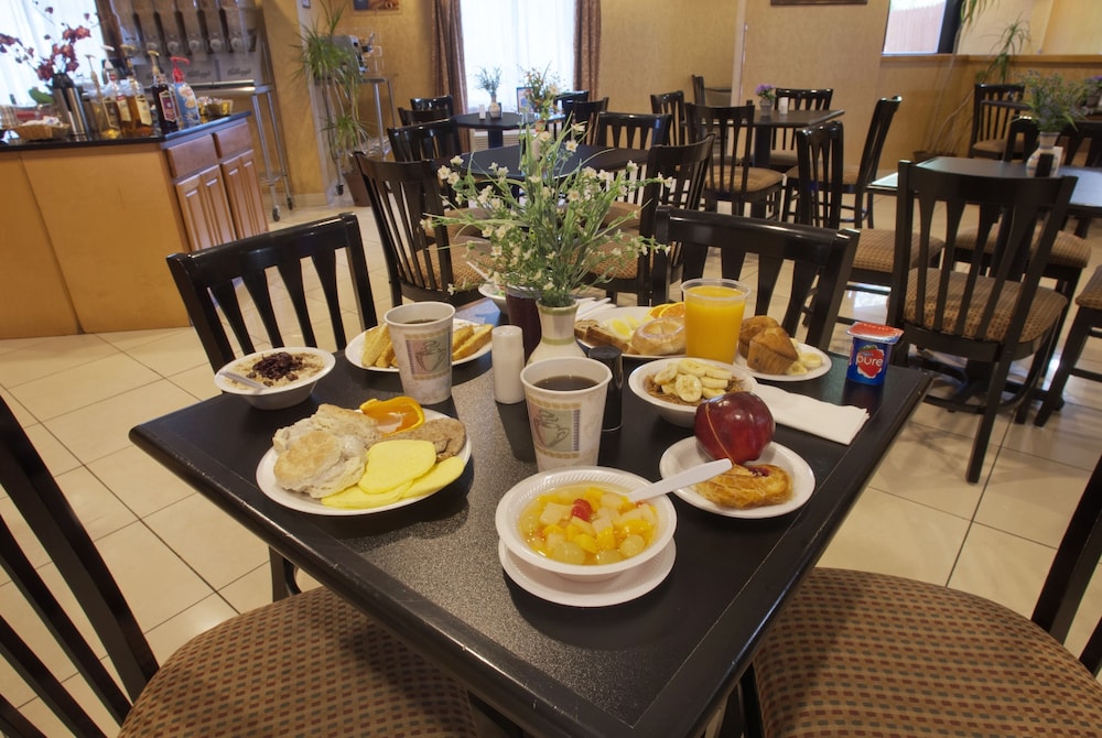 Best Western Plus Richmond Hill Inn 43/53
