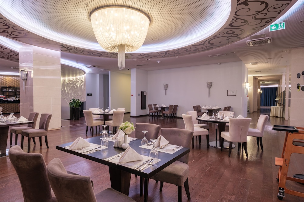 Malak Regency Hotel 58/72