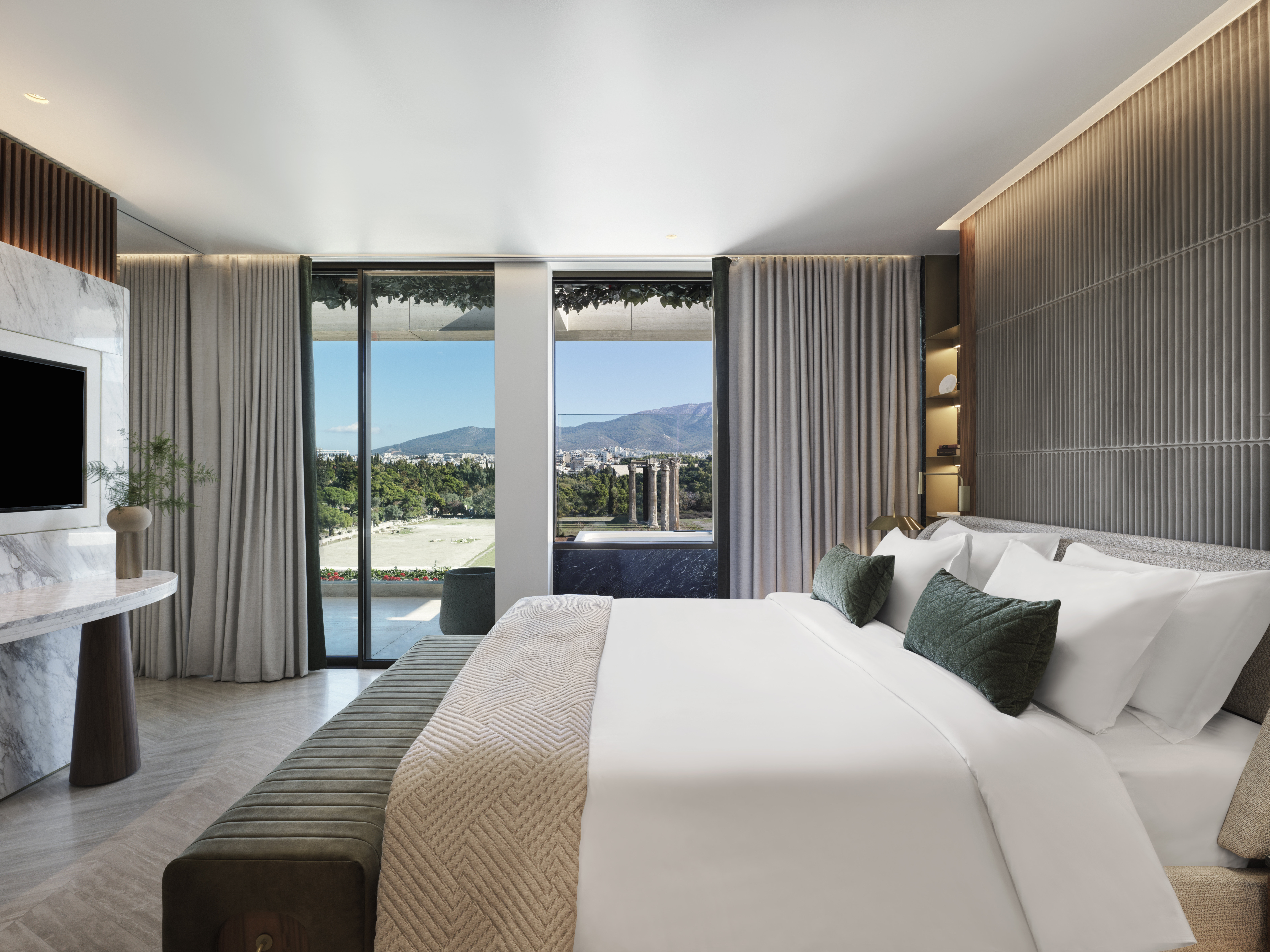 Presidential, Suite, Temple View, Outdoor Jetted Tub, Balcony