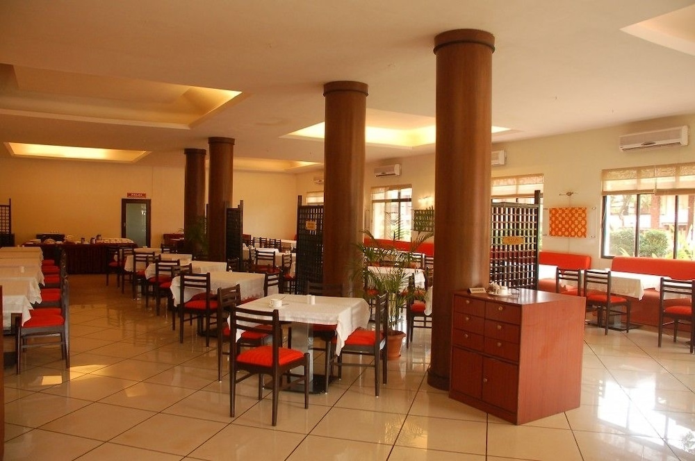 THE INTERNATIONAL CENTRE GOA 26/41