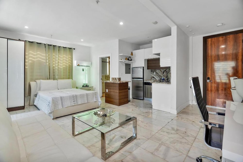 Miami Beach South Beach Top Apartments 4/37