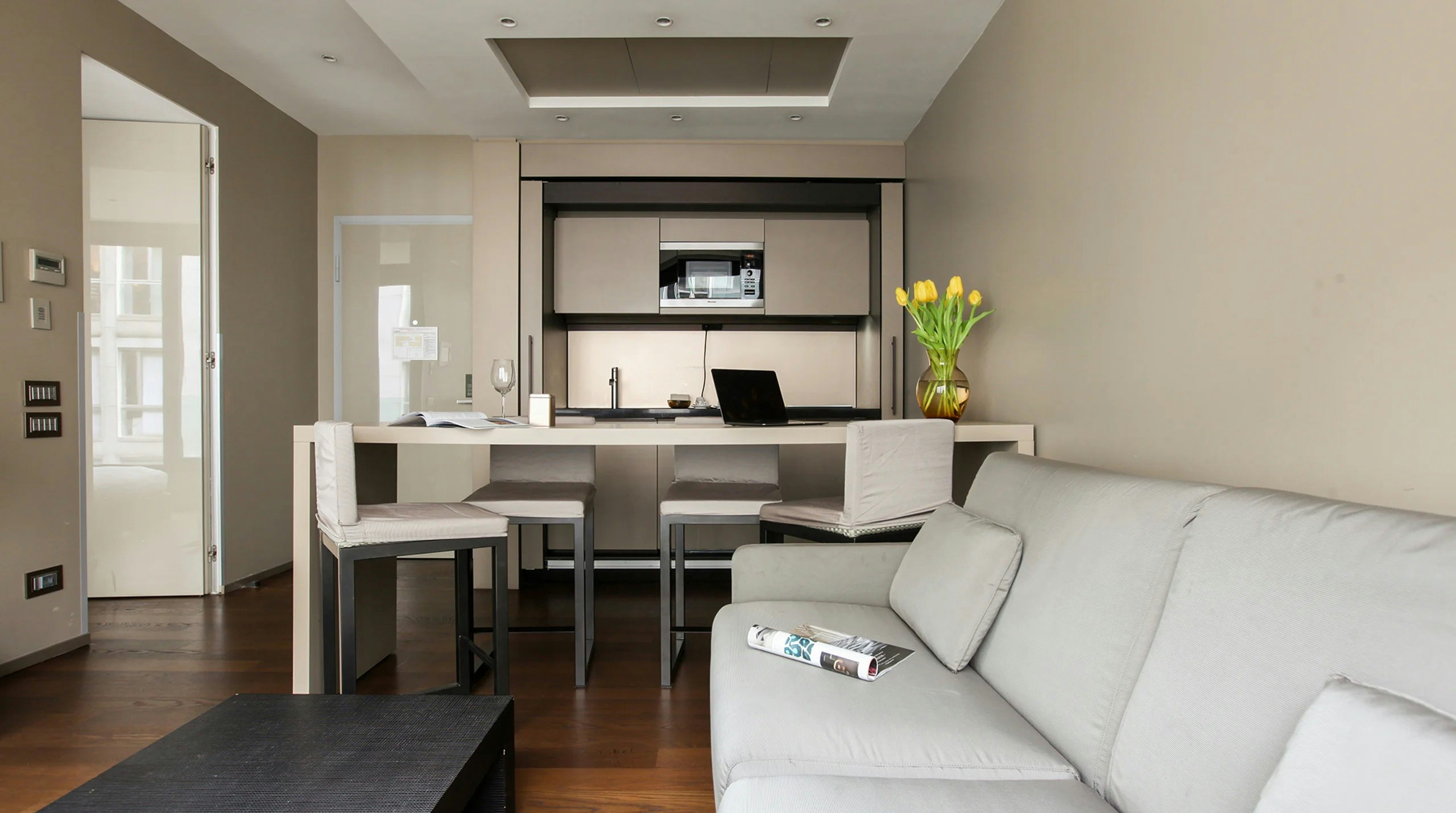 NJ Hotels & Apartments 30/49