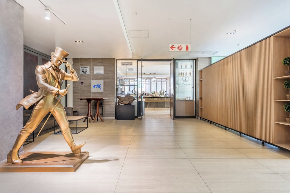 Sandton Skye Unit 702 38/50