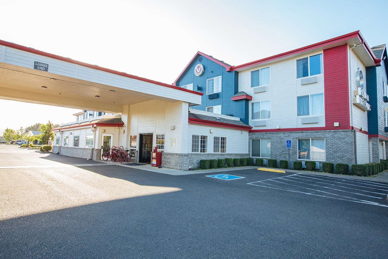 Red Lion Inn & Suites McMinnville 29/30