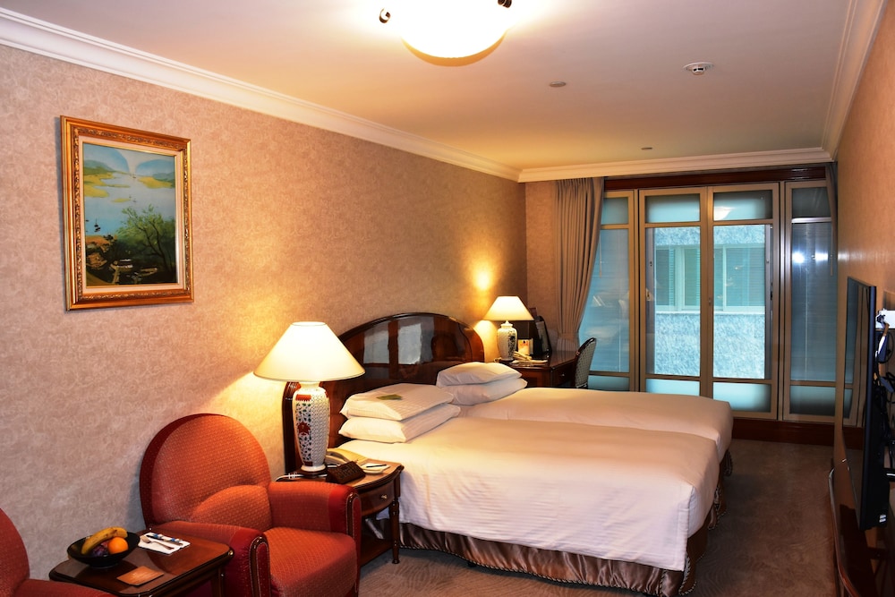 SUPERIOR, TWIN BEDS