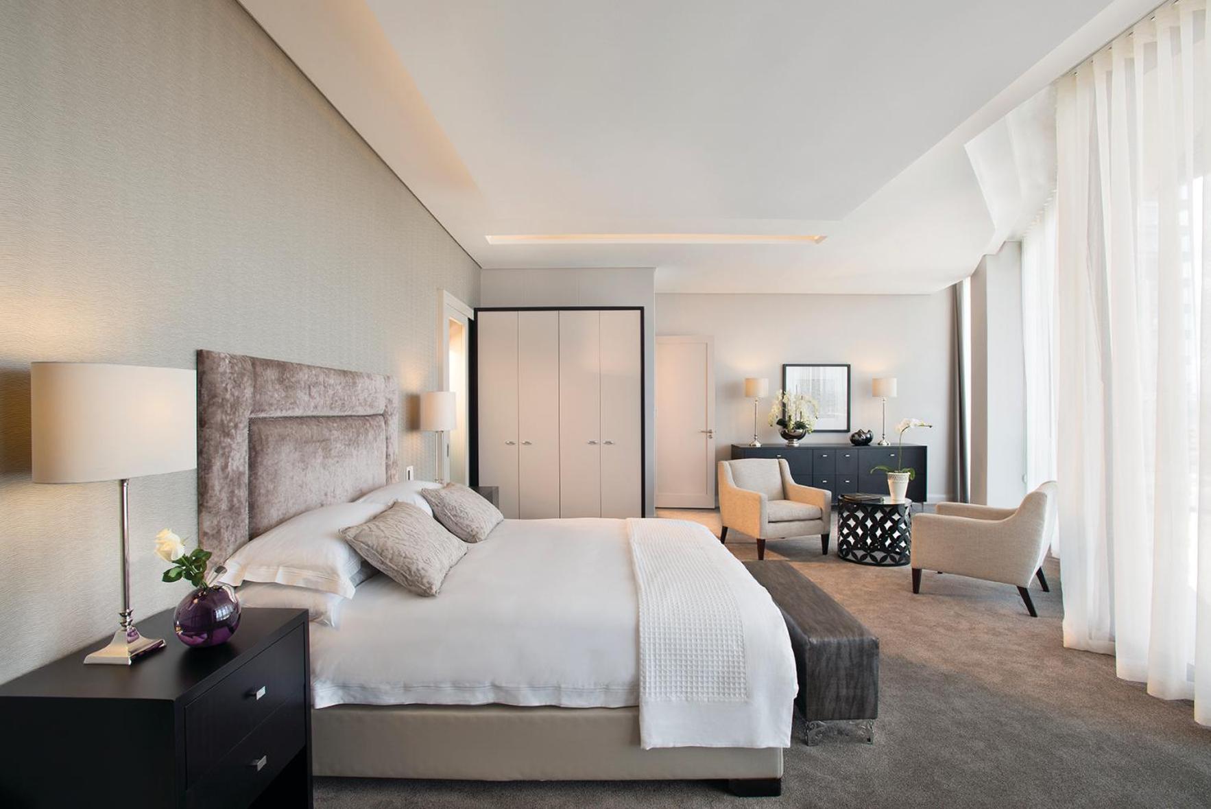 Penthouse, Apartment