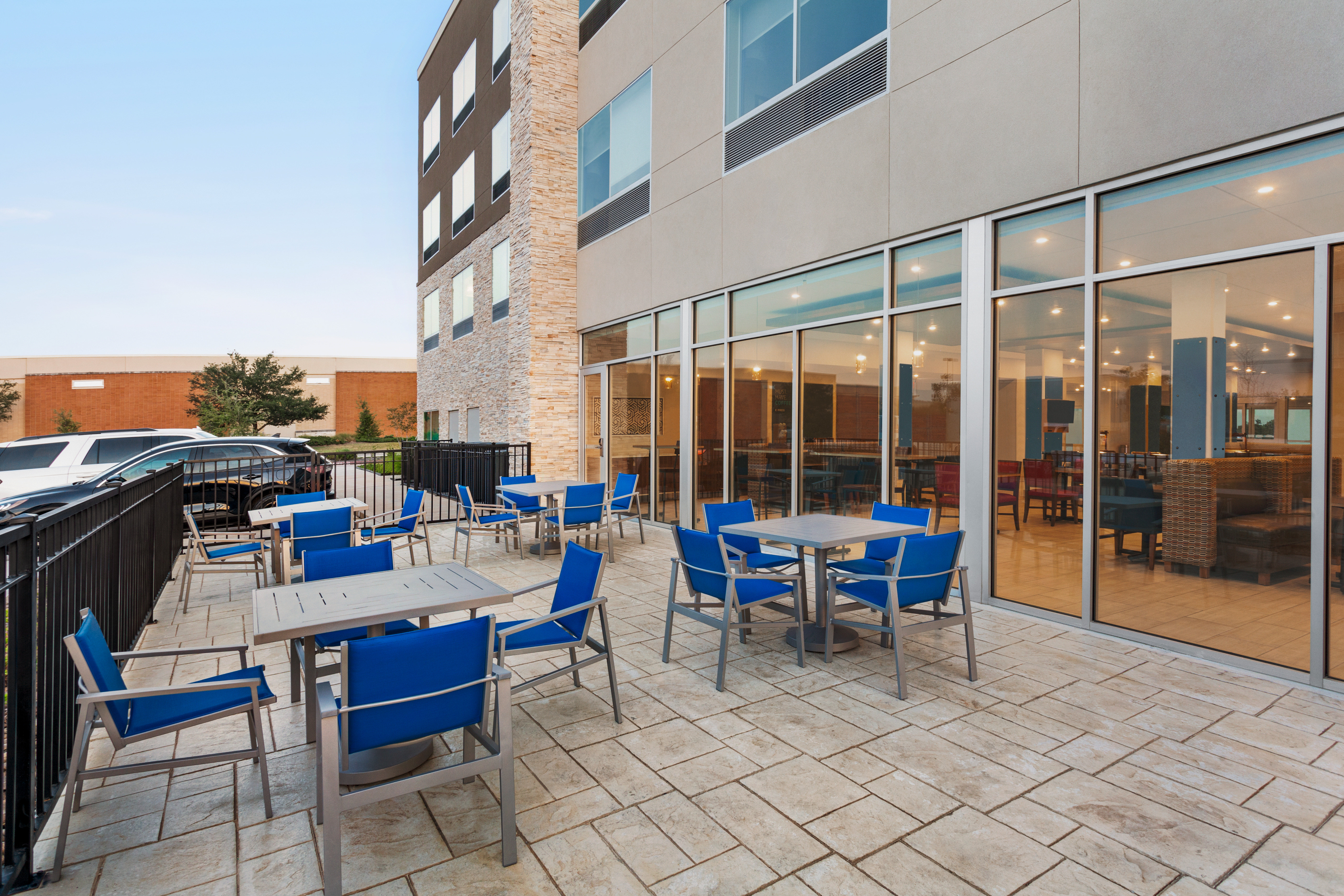 Holiday Inn Express and Suites Austin North Pflugerville 50/75