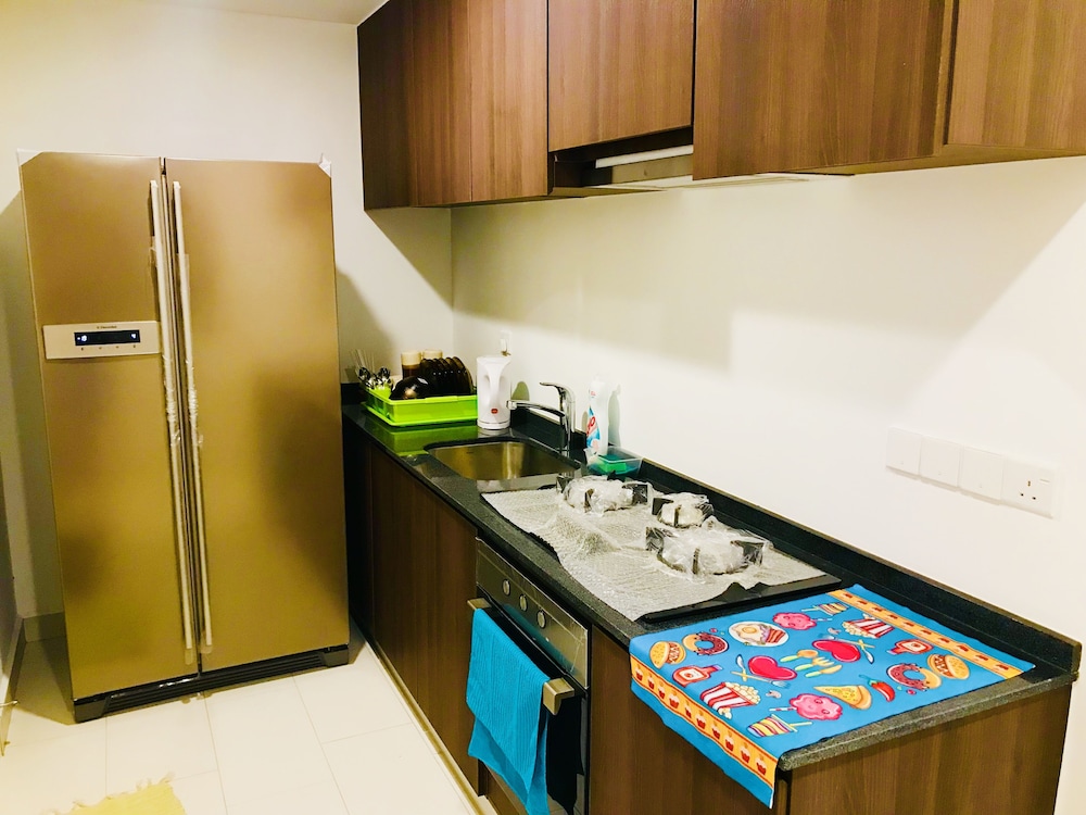 The Landmark Studio Suite 50/50