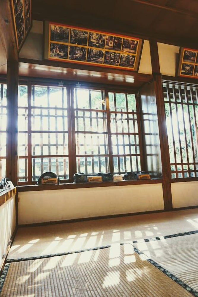 Shire Homestay 2/34