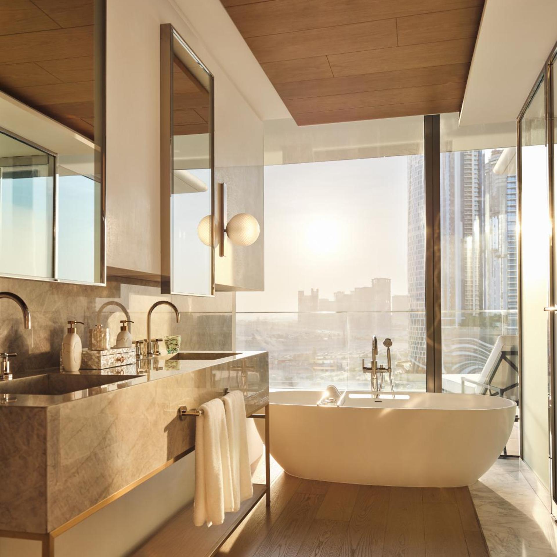 Marina, Suite, Terrace