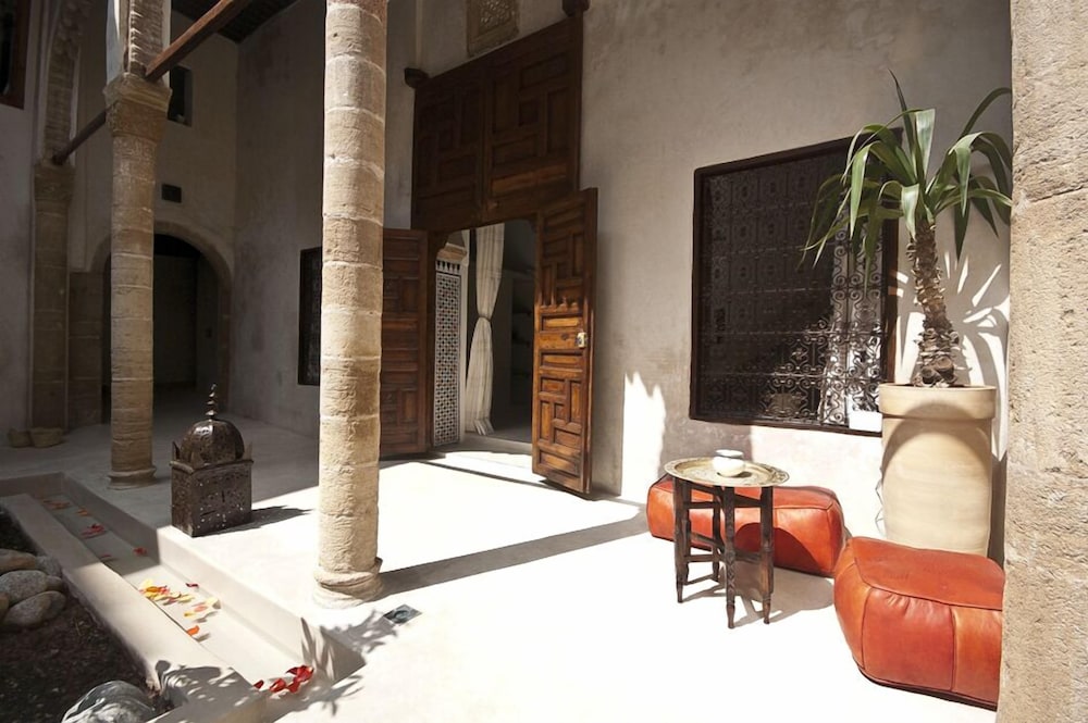 Riad El Maâti 32/66