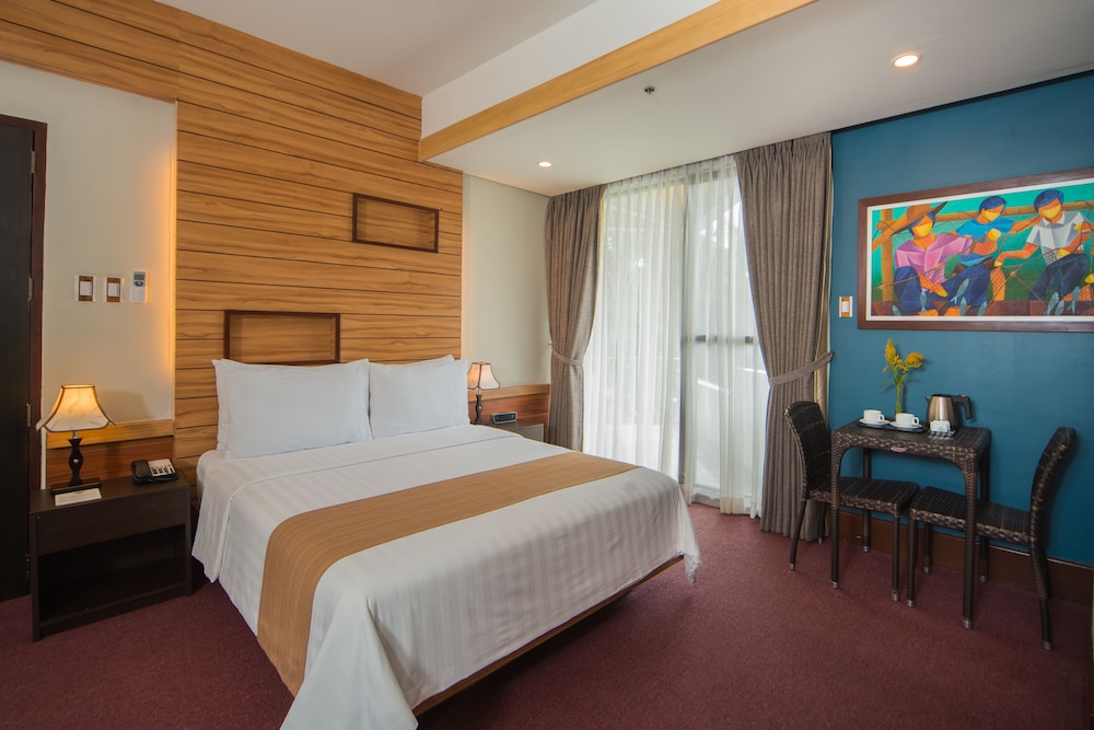 Grand Sierra Pines Hotel 20/63