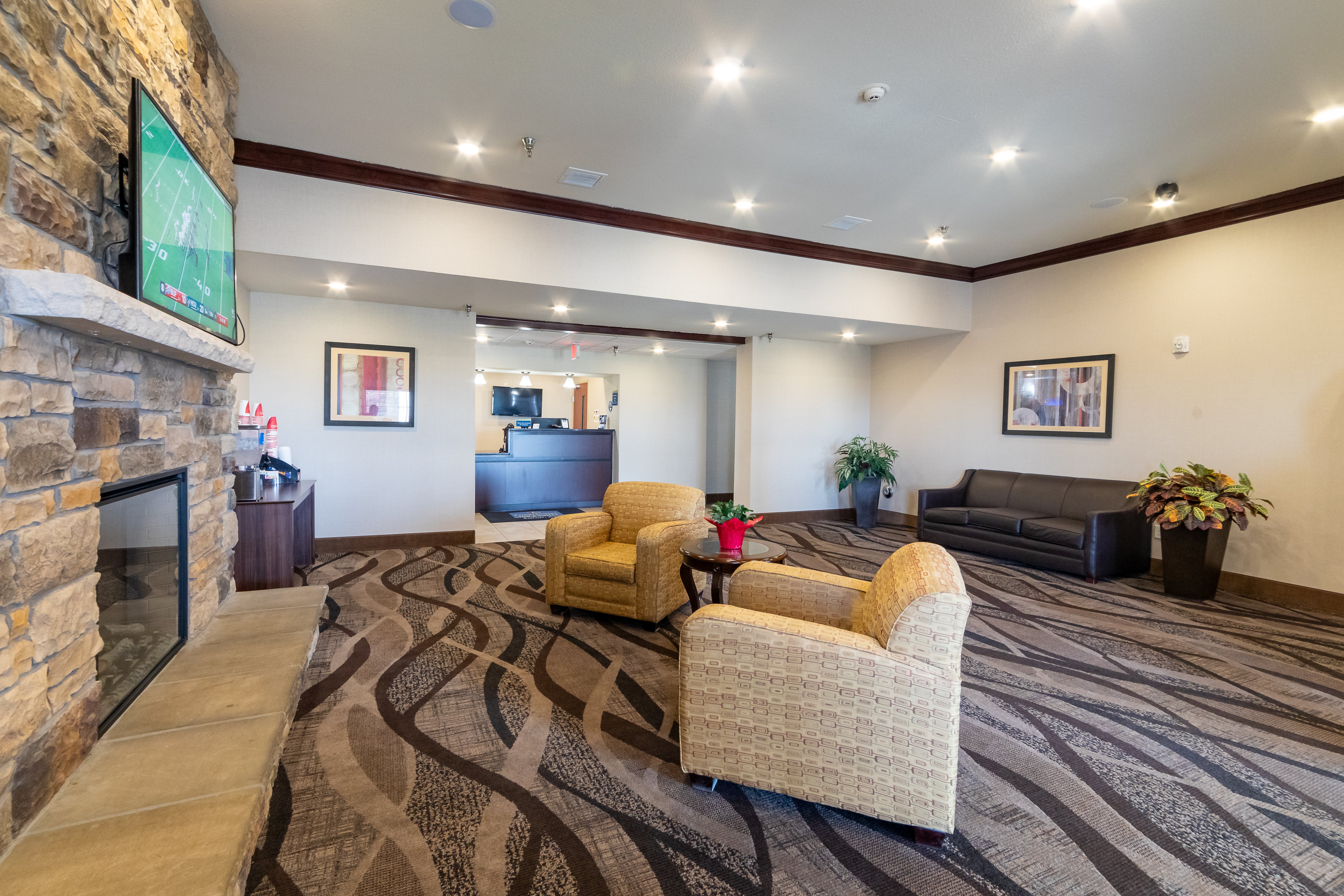 Cobblestone Inn Suites Eaton Co 42/72