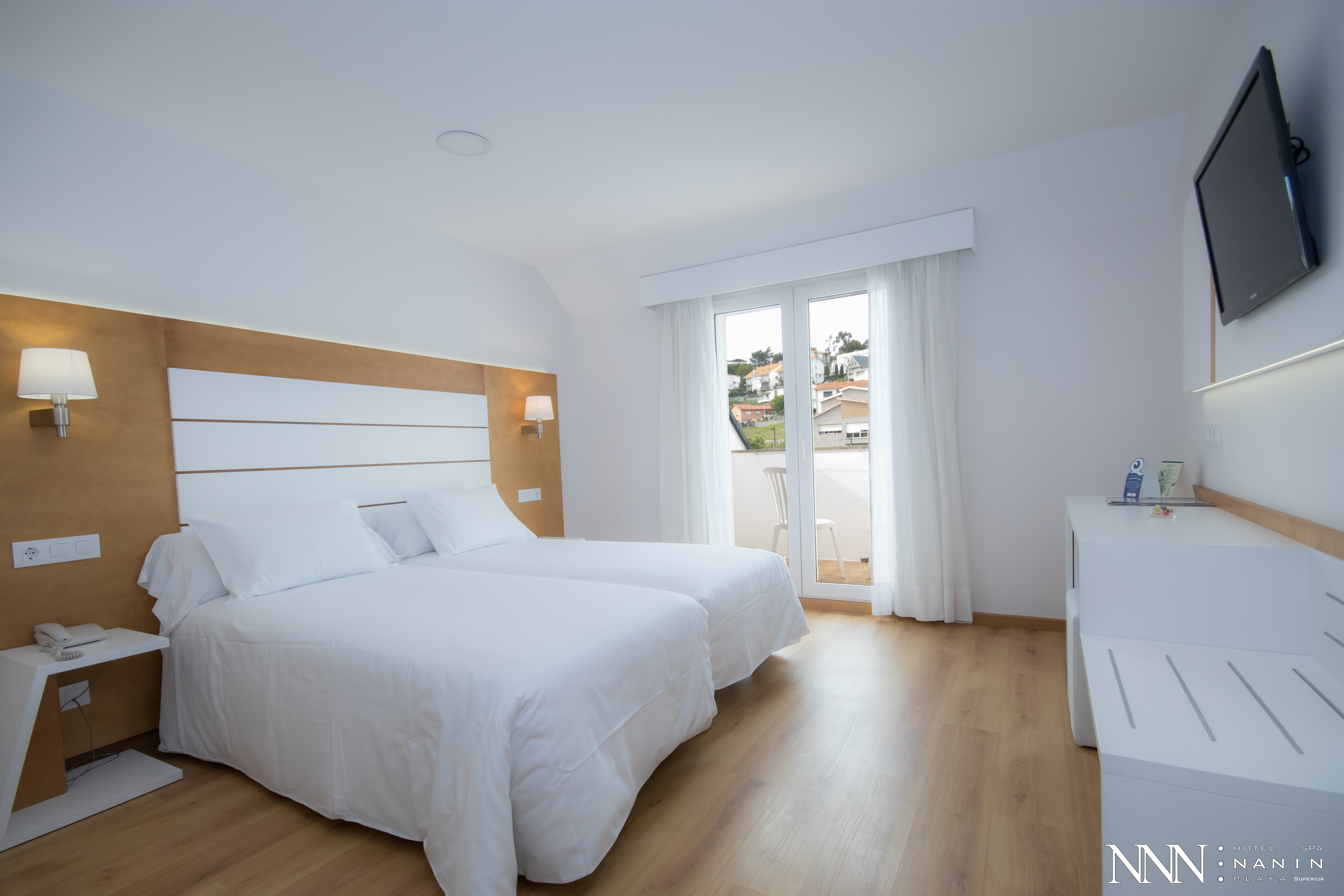 Room, Single, Double Bed