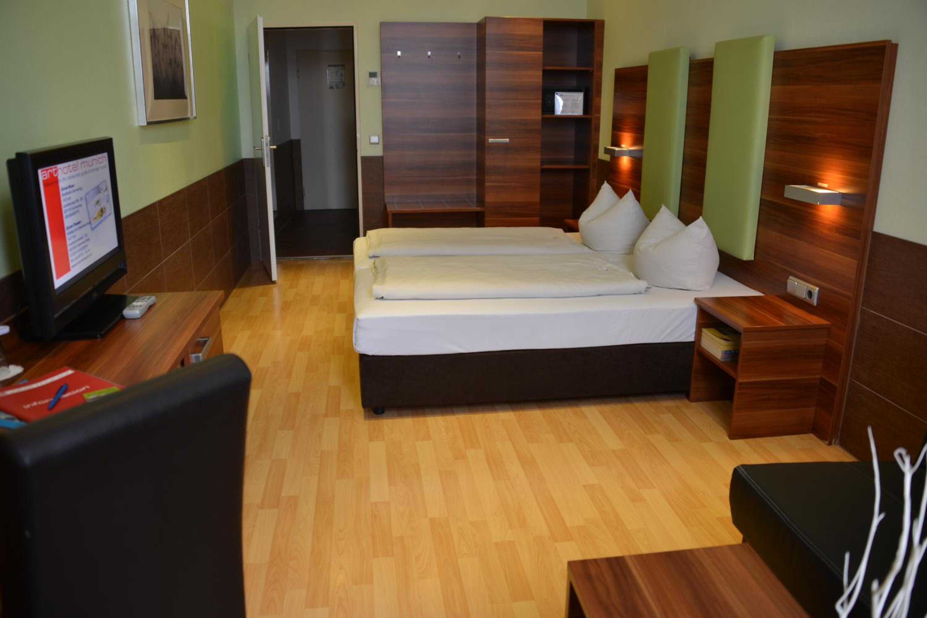 Business, Single, Arthotel Munich 4/10