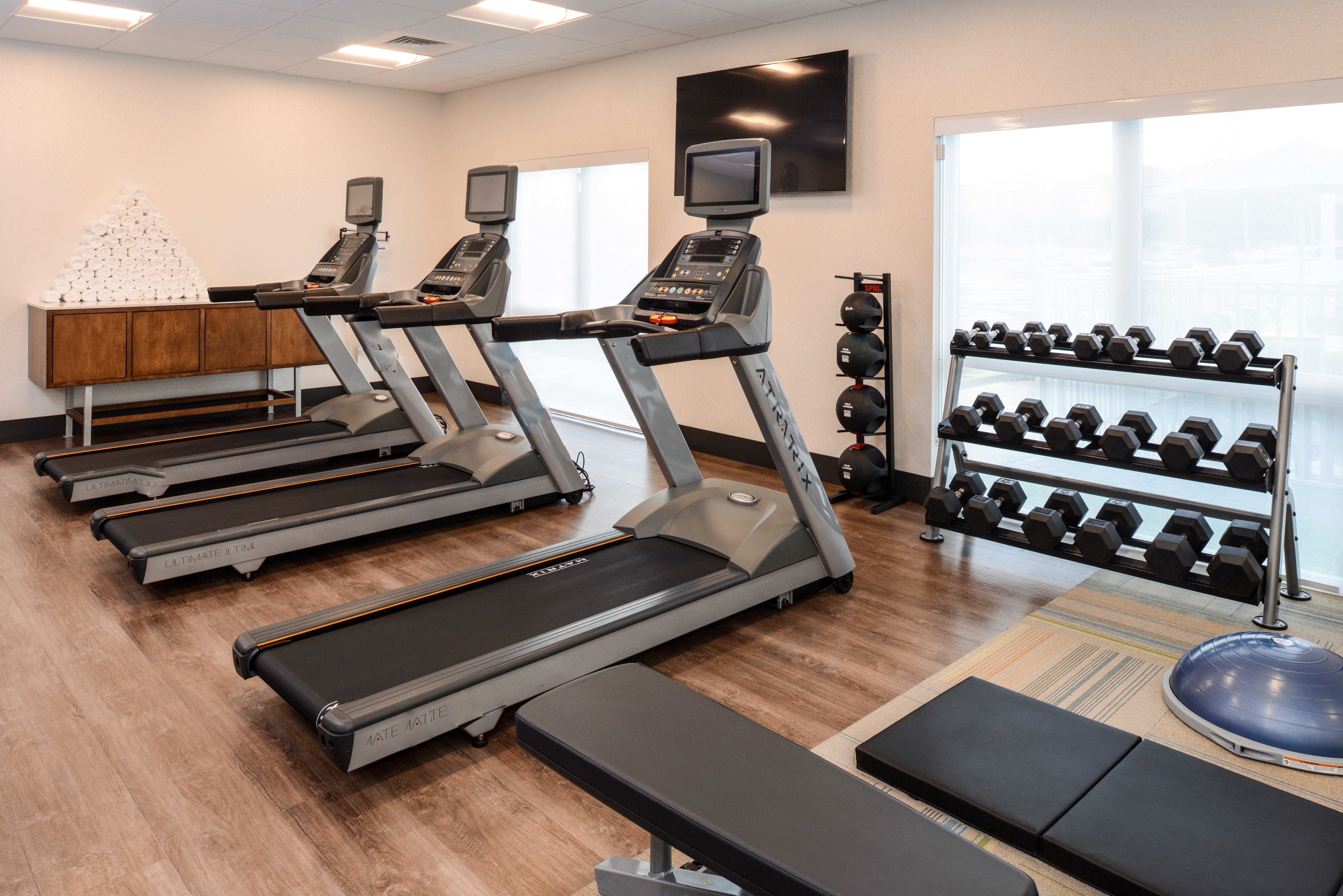 Holiday Inn Express Suites Alachua Gainesville Area 37/73