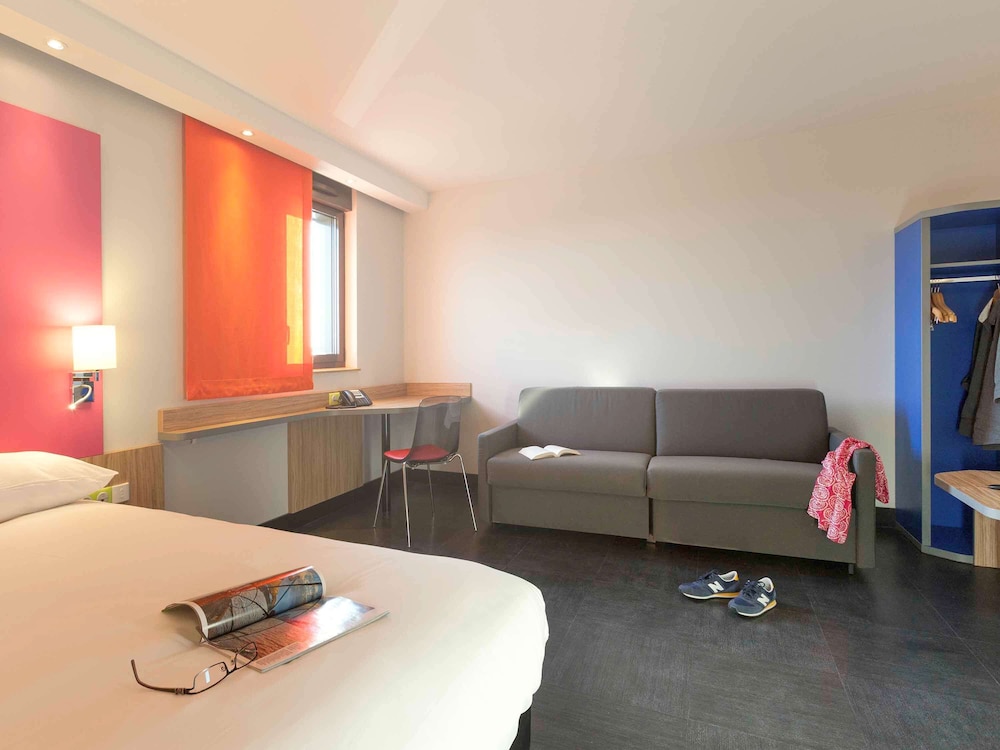 Ibis Styles Romans Valence Gare Tgv 34/71
