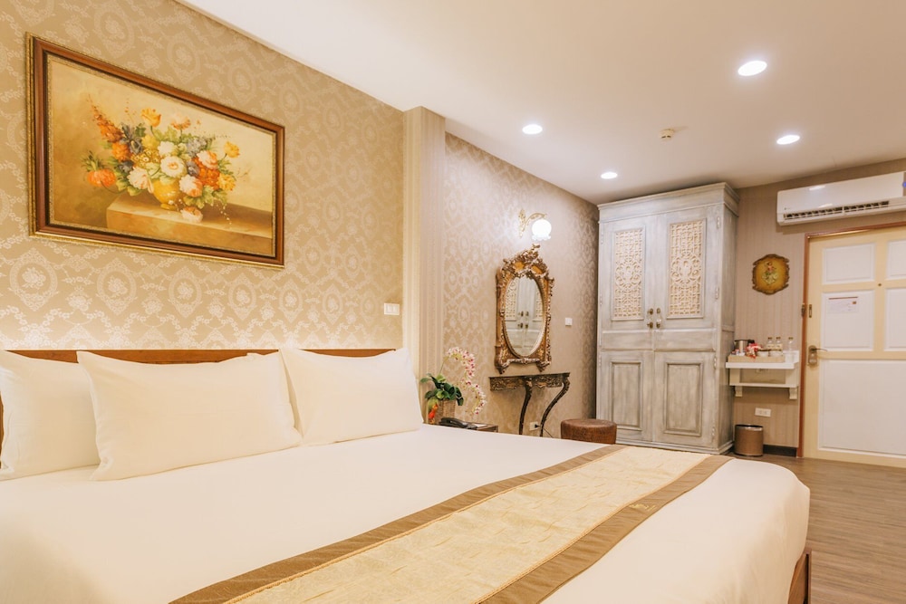 Junior Suite, King Bed