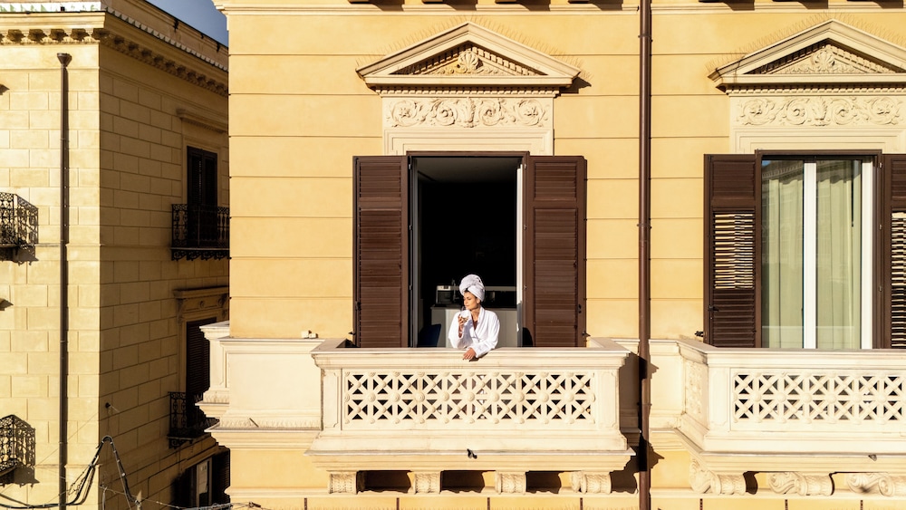Palazzo Sovrana 9/50