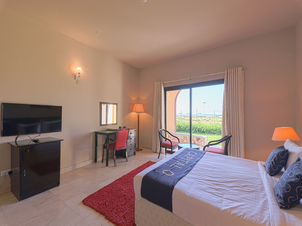 Al Sawadi Beach Resort 16/66