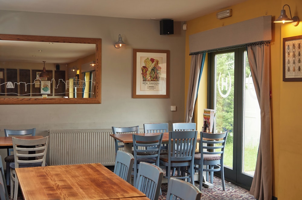 The Broughton Hotel M1 Jct 14 11/18